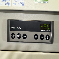 Panasonic -20 Biomedical Freezer image 2